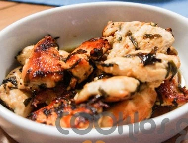 Η συνταγή της ημέρας: Κοτόπουλο με εστραγκόν και μούστο